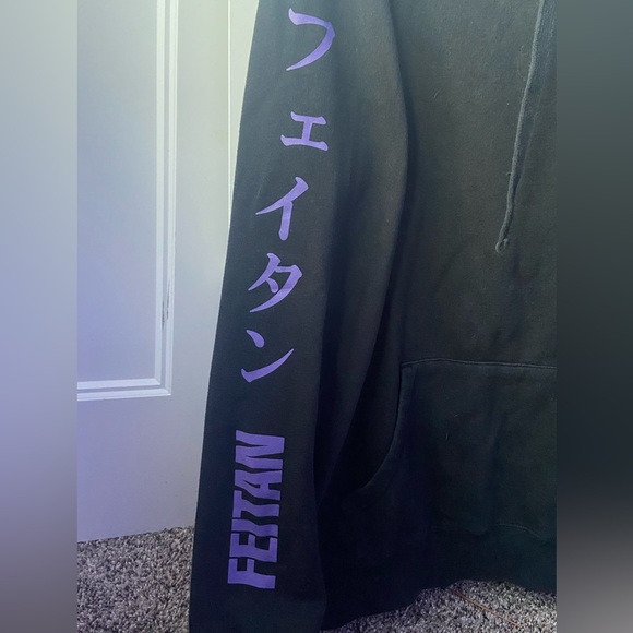 Hot Topic Hunter x Hunter Hoodie - Phantom Troupe Feitan - Picture 3 of 4